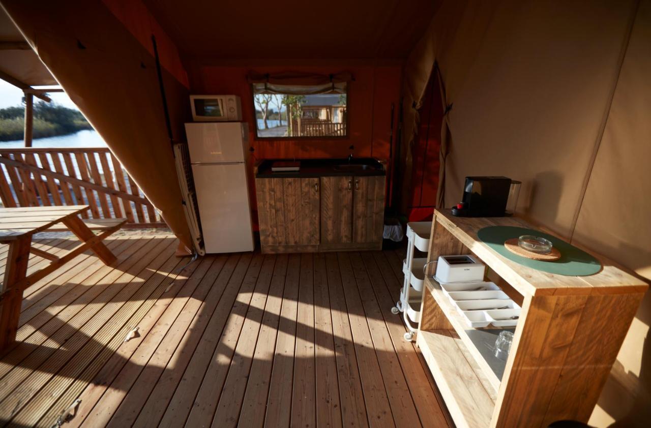 Отель Camping Nautic Almata Glamping Кастельон-де-Ампуриас Экстерьер фото